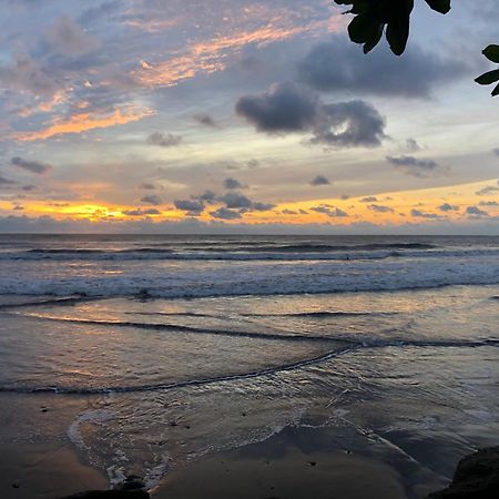 El Marabu Chill'N Surf Bed & Breakfast Aposentillo ภายนอก รูปภาพ